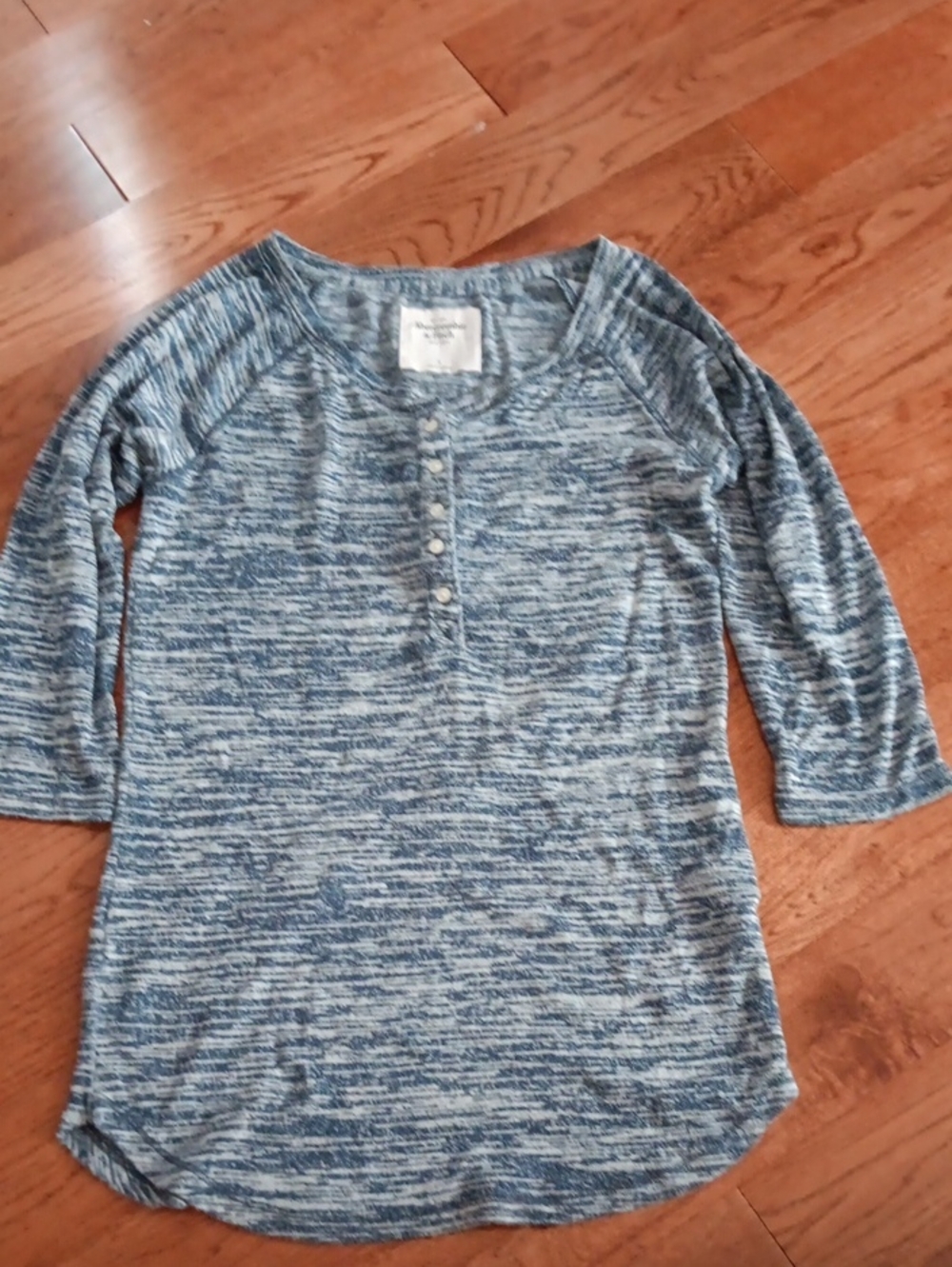 Abercrombie & Fitch Heathered Blue Henley Knit Top